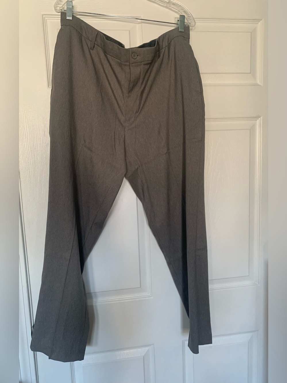 Ben Sherman Men’s Gray Dress Pants – 38 Waist 30 Length – Flat Front – Business